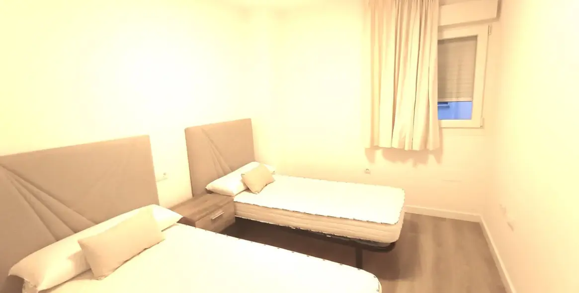 Sale of middle floor apartment in Nueva Andalucía 8