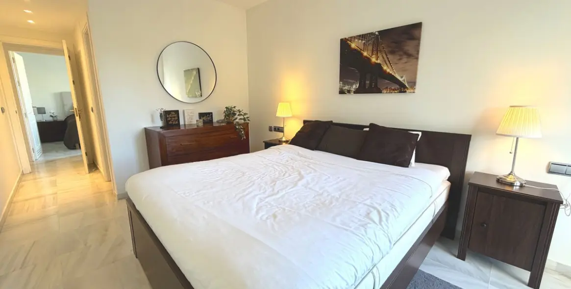 Sale of penthouse in Puerto Banús 28