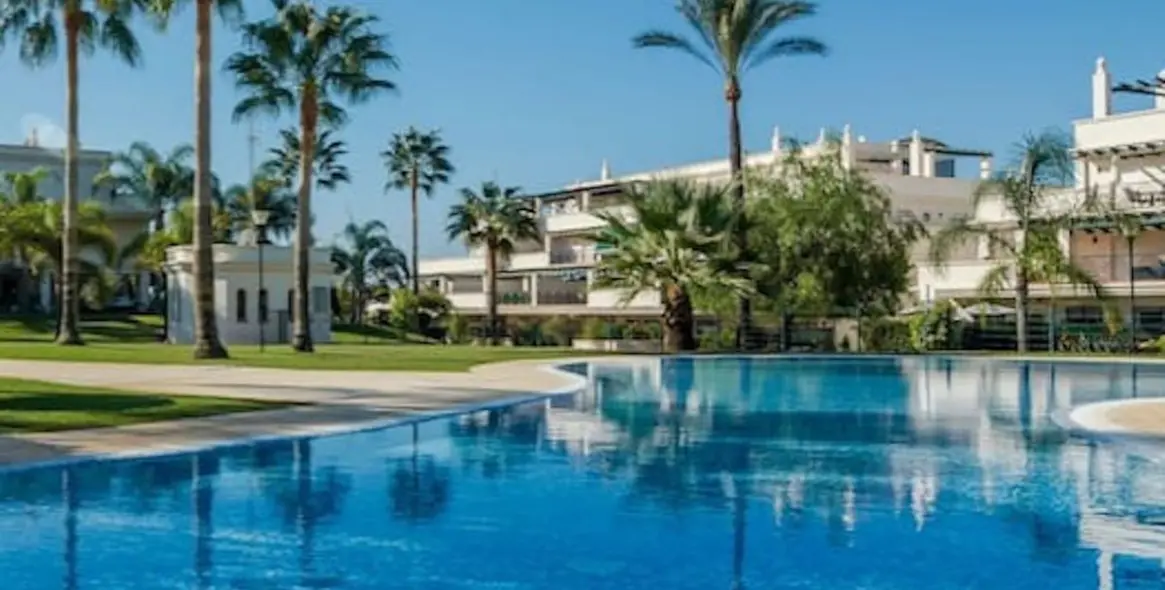Sale of penthouse in Puerto Banús 37
