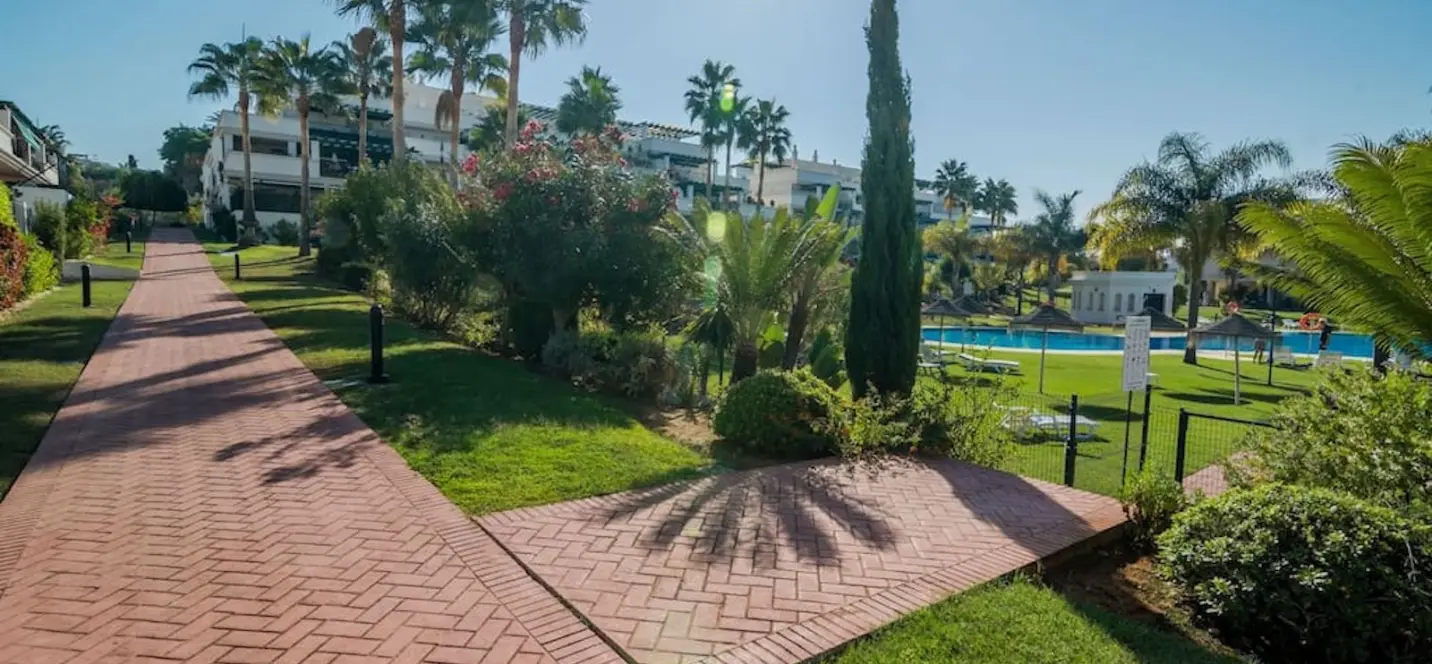 Sale of penthouse in Nueva Andalucía 4