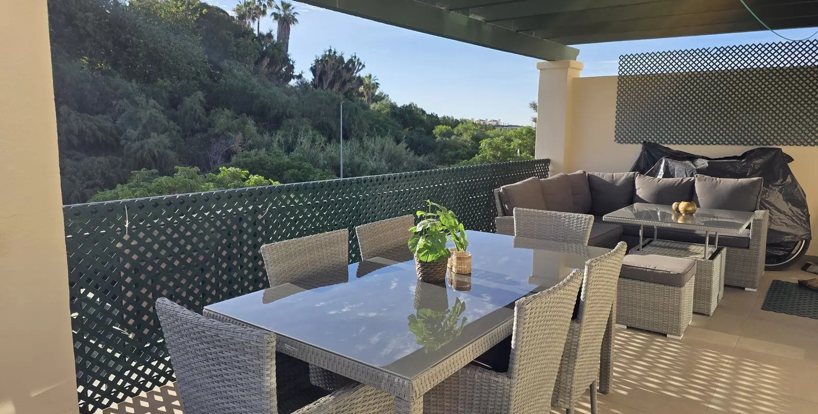 Sale of penthouse in Nueva Andalucía 11