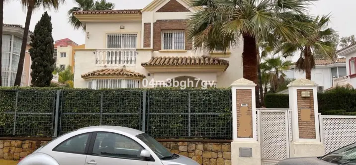 Sale of detached villa in Atalaya 0