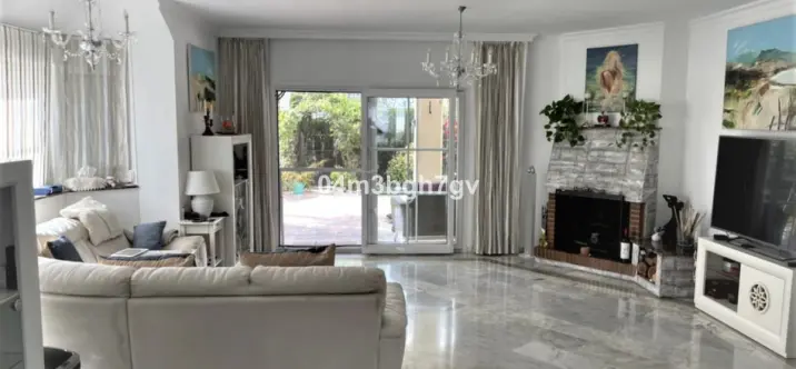 Sale of detached villa in Atalaya 2