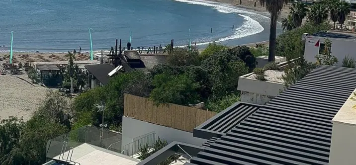 Short-term rent of middle floor apartment in Estepona 0