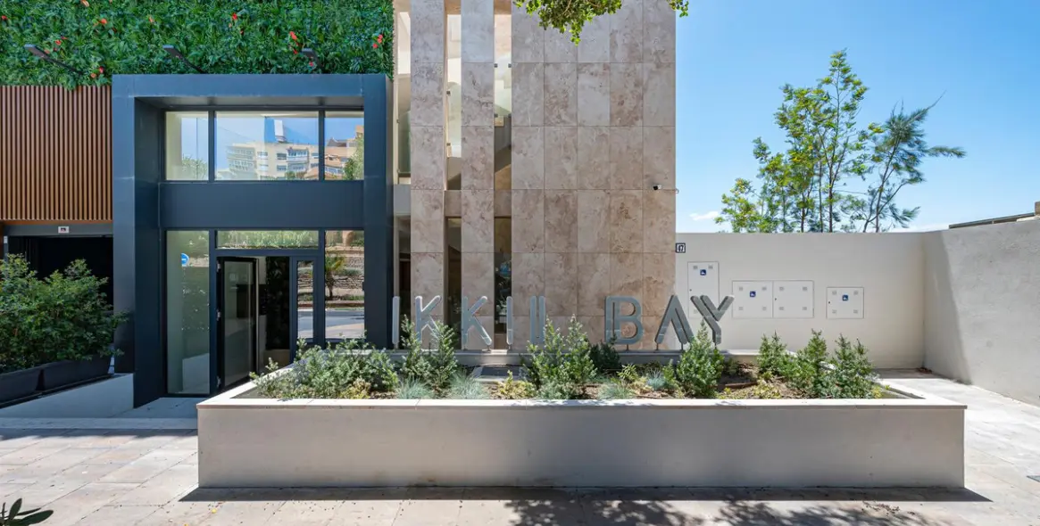 Short-term rent of middle floor apartment in Estepona 9