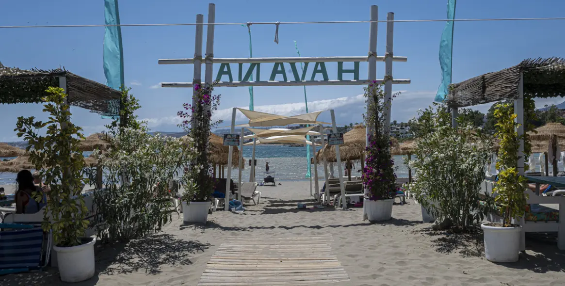 Краткосрочная аренда апартаментов на среднем этаже в Estepona 56