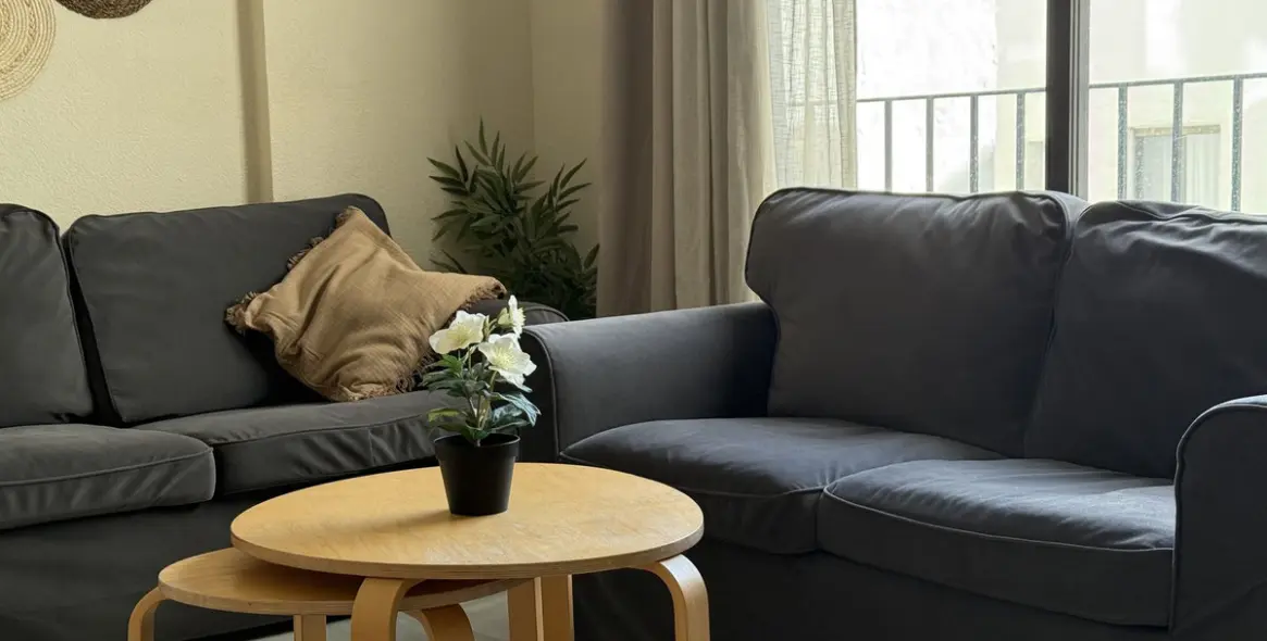 Sale of middle floor apartment in Puerto Banús 20