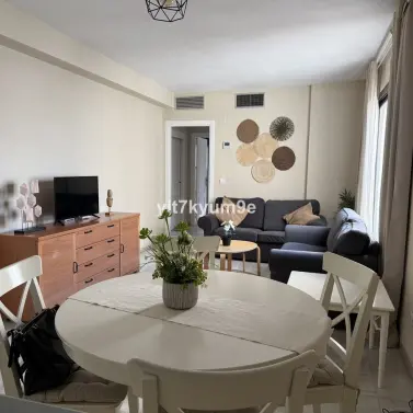 Sale of middle floor apartment in Puerto Banús