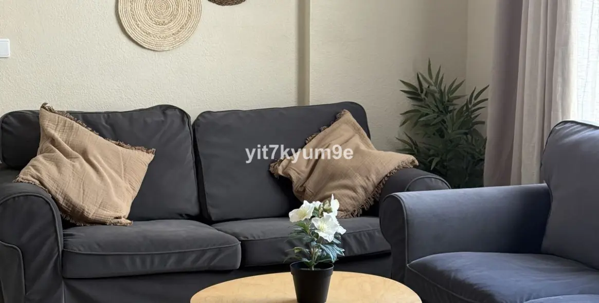 Sale of middle floor apartment in Puerto Banús 19