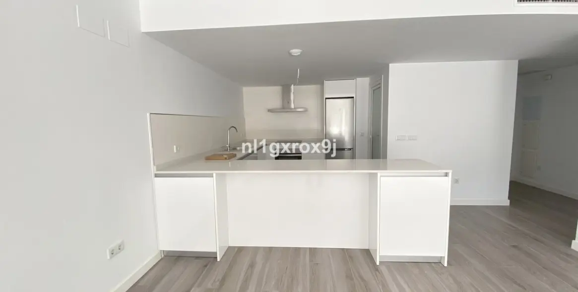 Sale of ground floor apartment in Benahavís 16