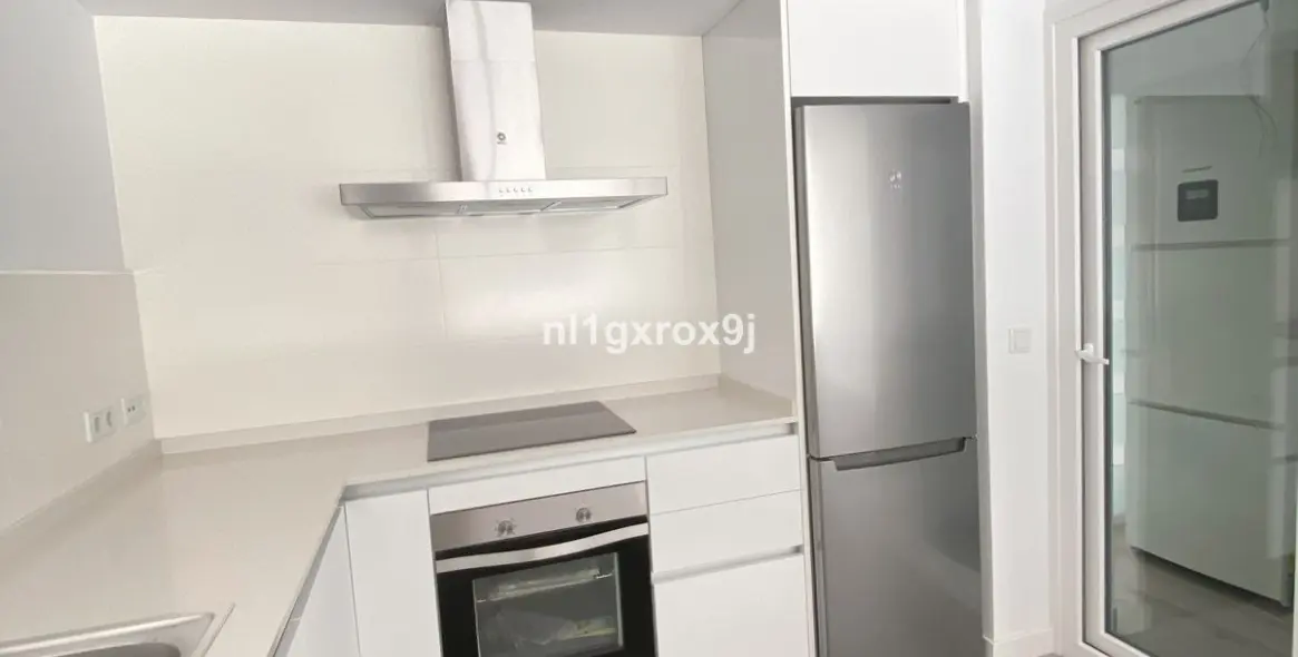 Sale of ground floor apartment in Benahavís 19