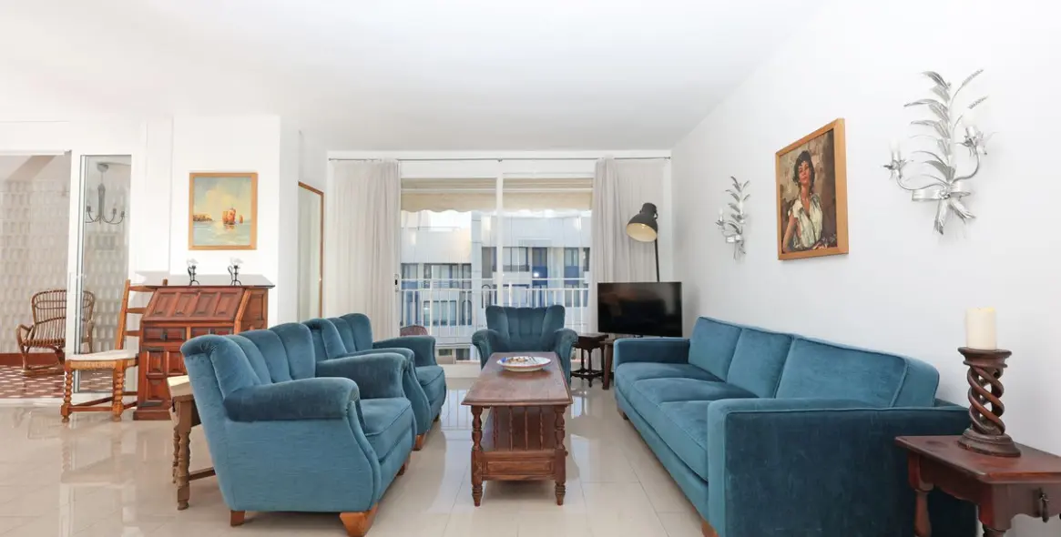 Sale of middle floor apartment in Marbella 4