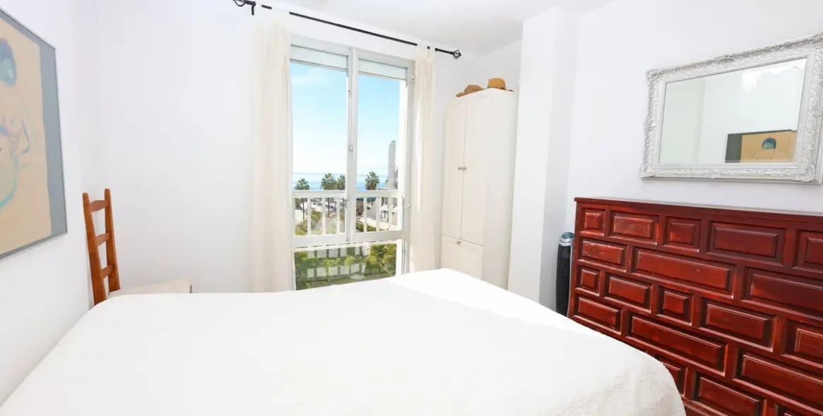 Venta de apartamento en planta media en Marbella 14