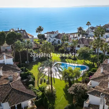 Venta de adosado en Estepona