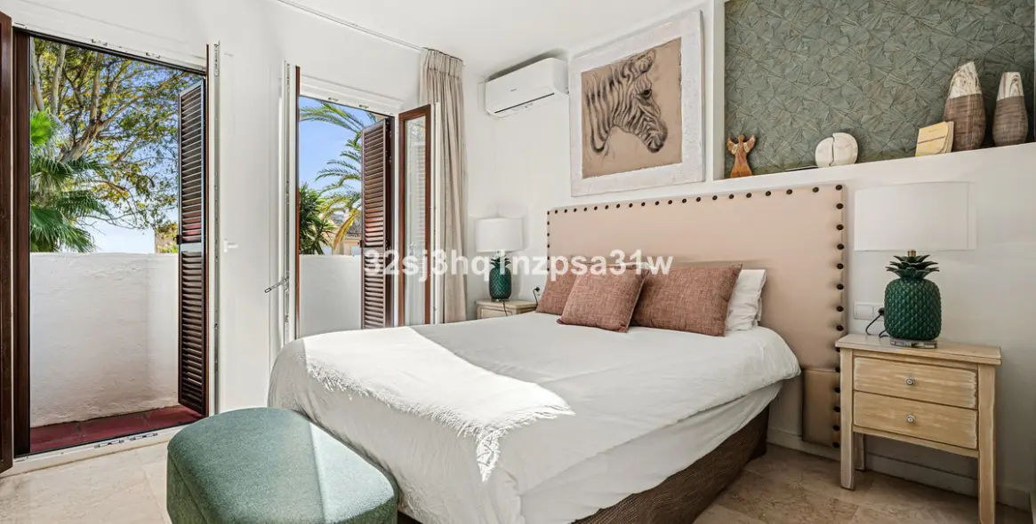 Продажа таунхауса в Estepona 8