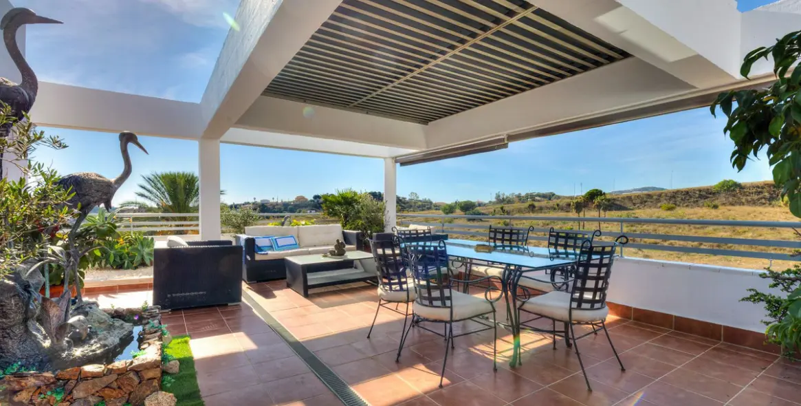 Sale of penthouse duplex in La Cala Golf 2