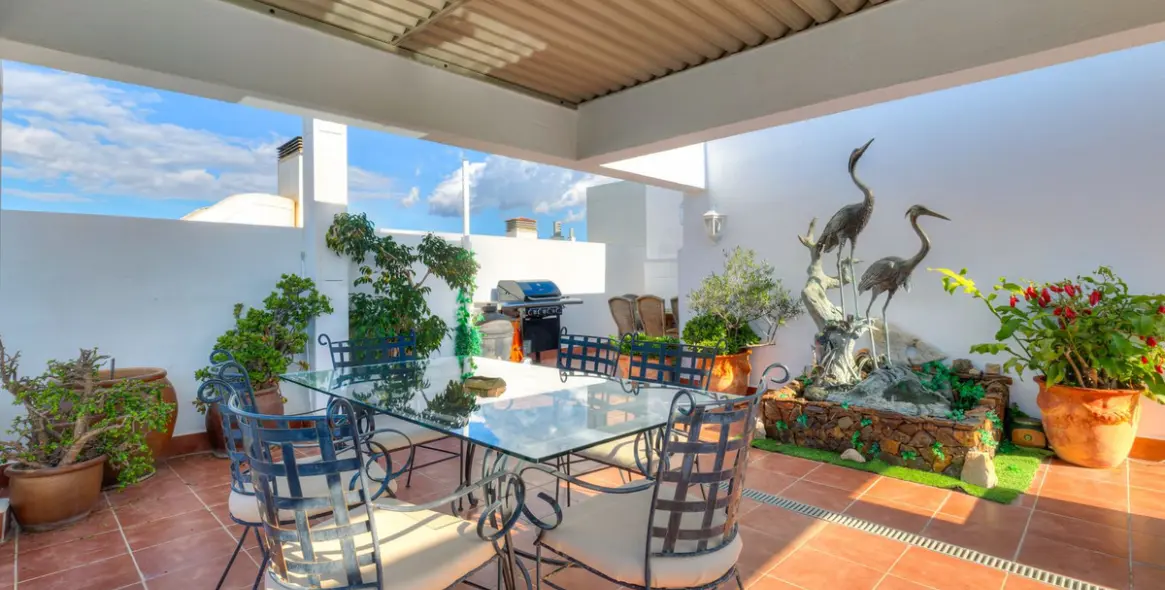 Sale of penthouse duplex in La Cala Golf 6