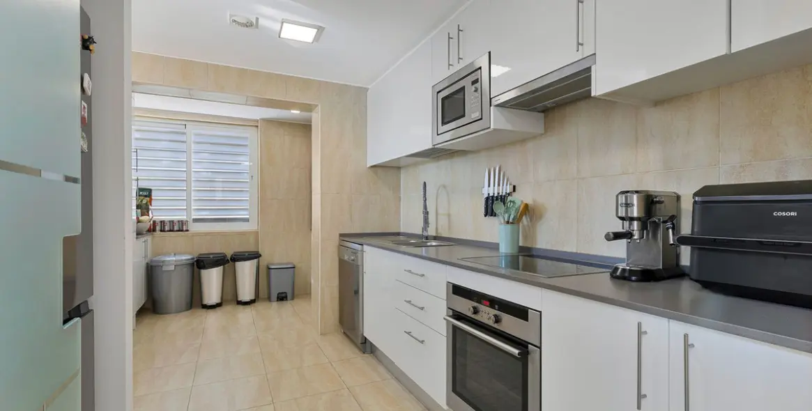 Sale of penthouse duplex in La Cala Golf 11