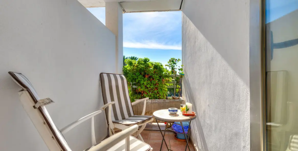 Sale of penthouse duplex in La Cala Golf 20