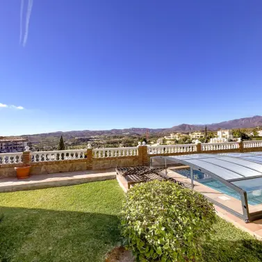 Venta de villa independiente en Mijas Golf
