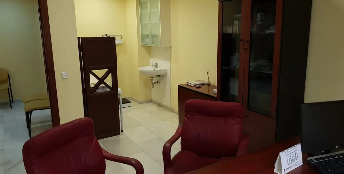 Long-term rent of commercial premises in Málaga Centro 5