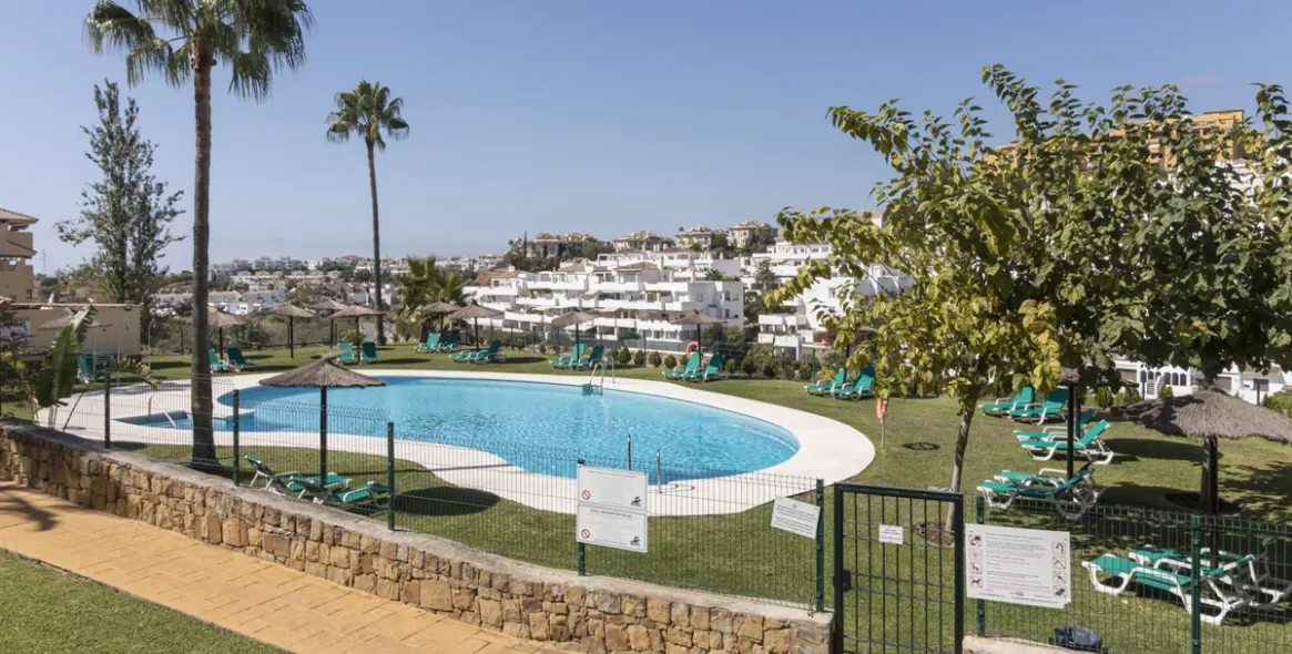 Продажа апартаментов на среднем этаже в Selwo 1