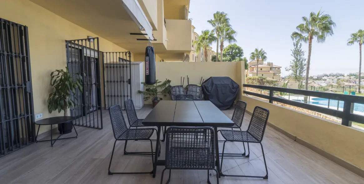 Продажа апартаментов на среднем этаже в Selwo 5