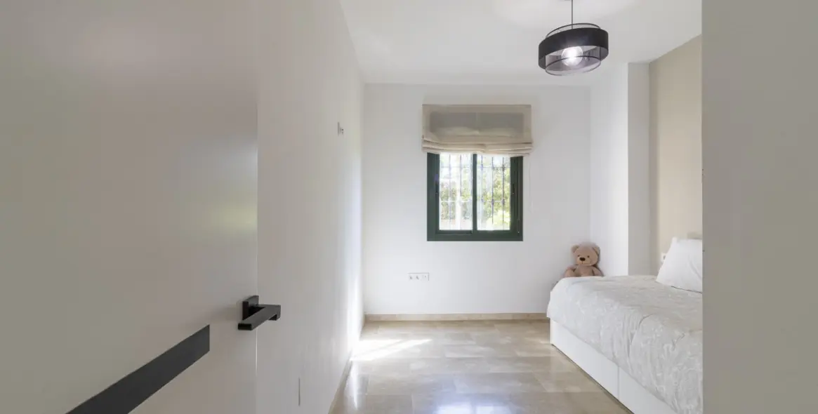 Продажа апартаментов на среднем этаже в Selwo 16