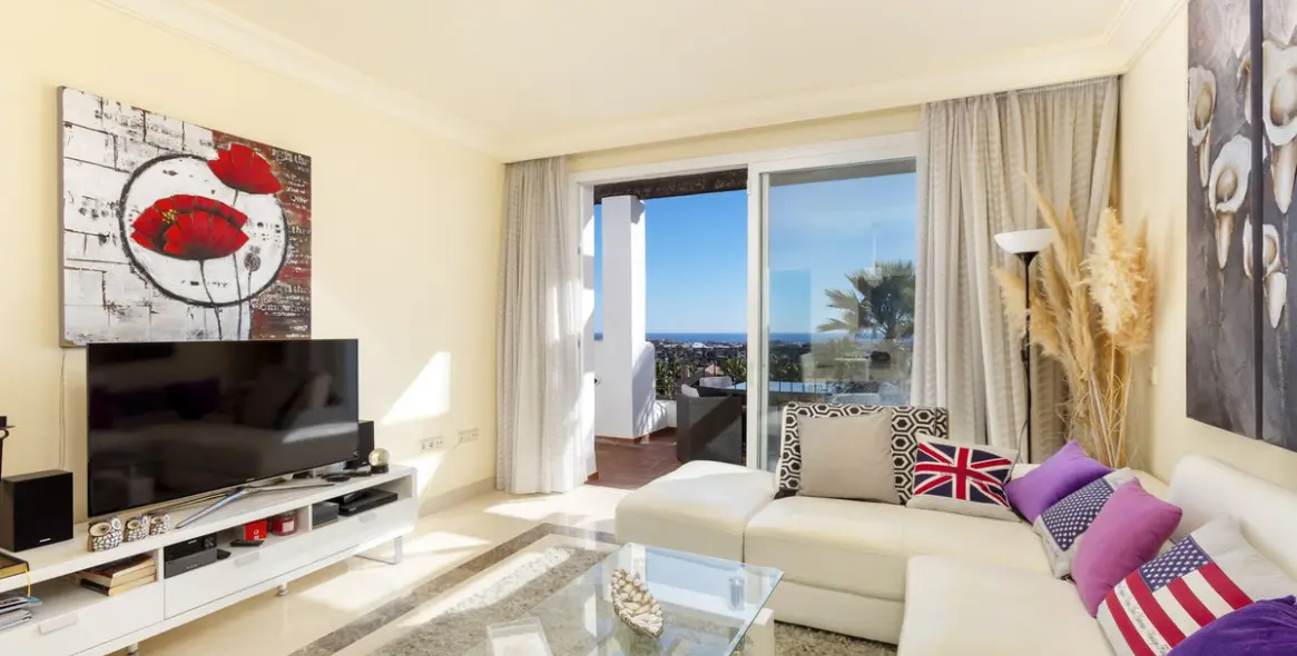 Sale of penthouse duplex in Benahavís 5