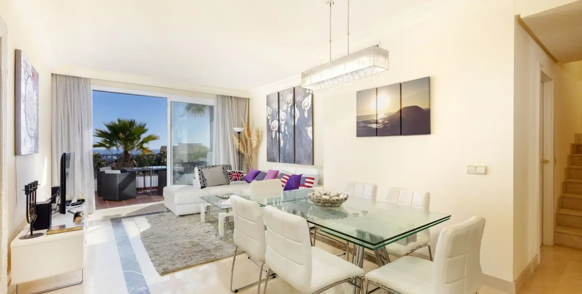 Sale of penthouse duplex in Benahavís 7