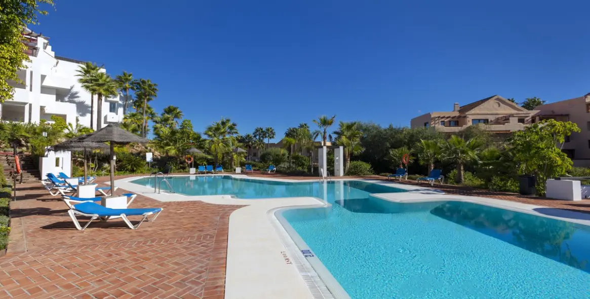 Sale of penthouse duplex in Benahavís 30