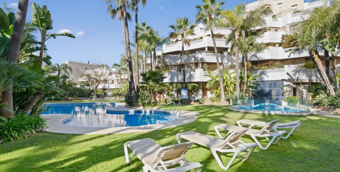 Продажа пентхауса в Nueva Andalucía 1