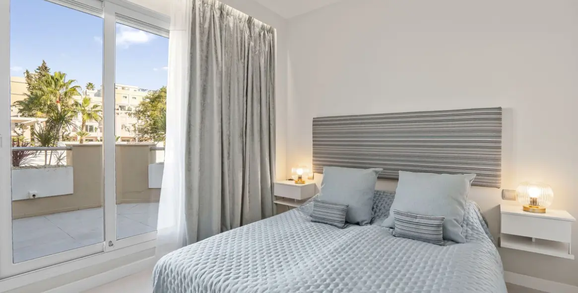 Продажа пентхауса в Nueva Andalucía 15