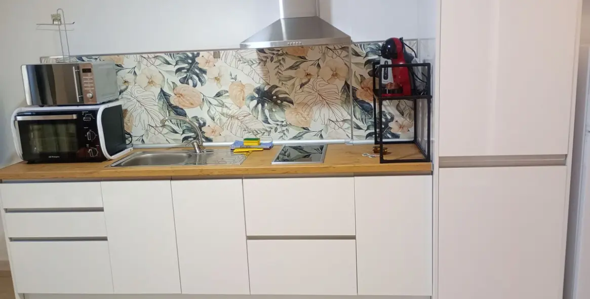 Sale of penthouse in La Trinidad 8