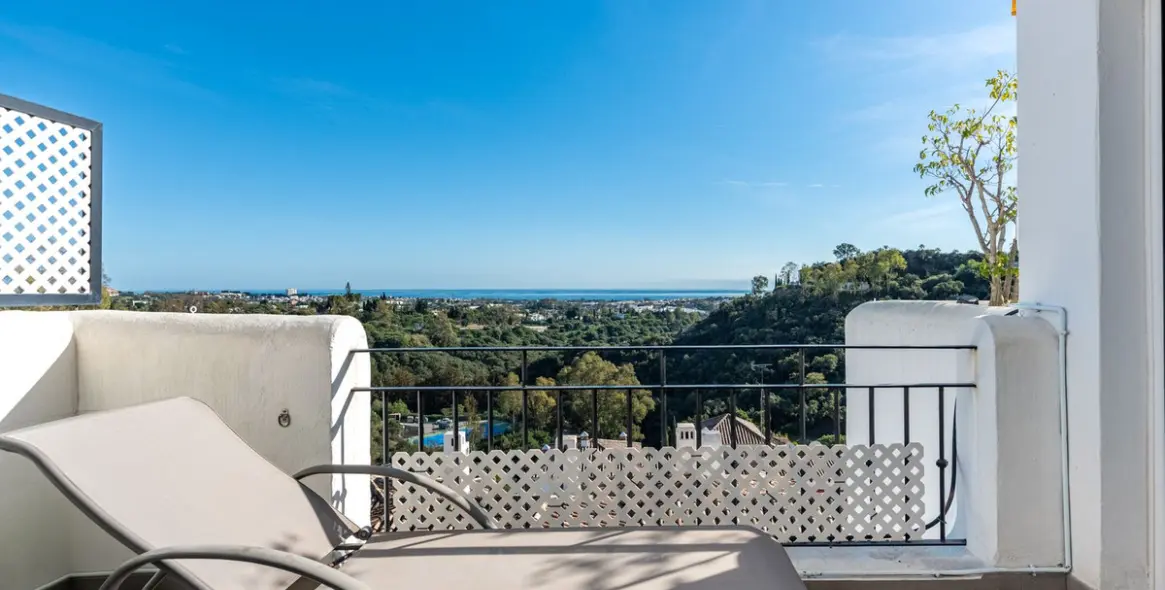 Продажа пентхауса в Los Almendros 11