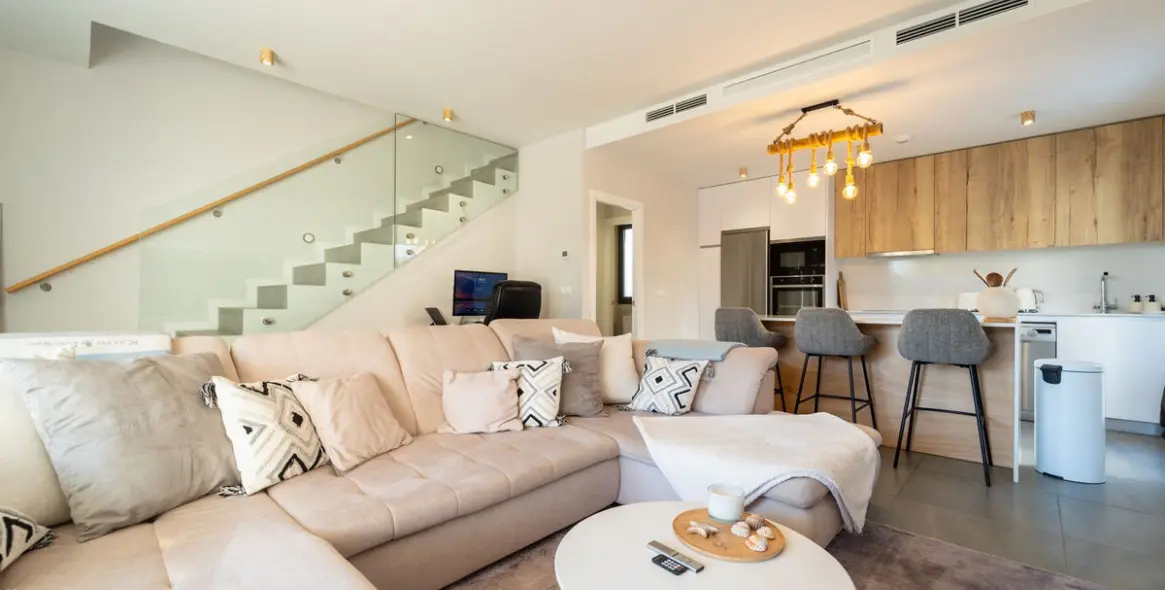 Sale of semi-detached house in Riviera del Sol 4