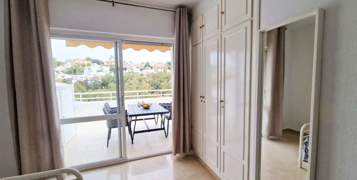 Sale of penthouse in Benalmadena Costa 25