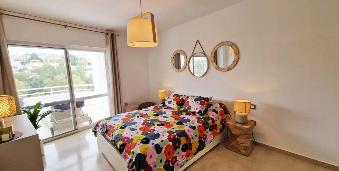 Sale of penthouse in Benalmadena Costa 28