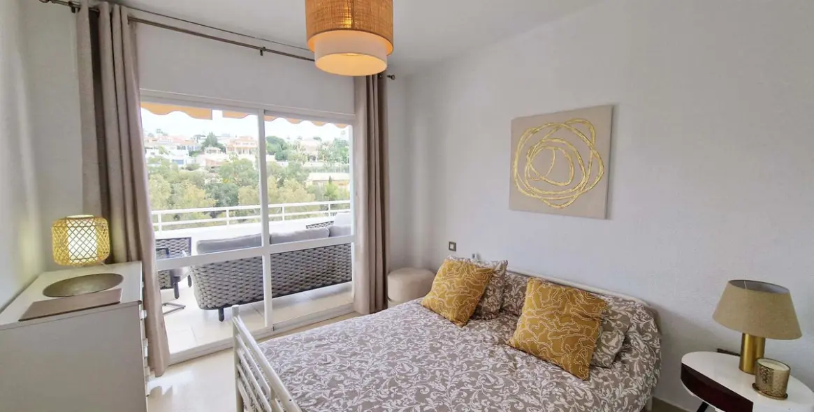 Sale of penthouse in Benalmadena Costa 36