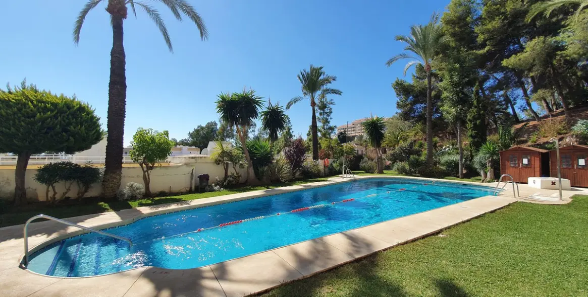 Sale of penthouse in Benalmadena Costa 39