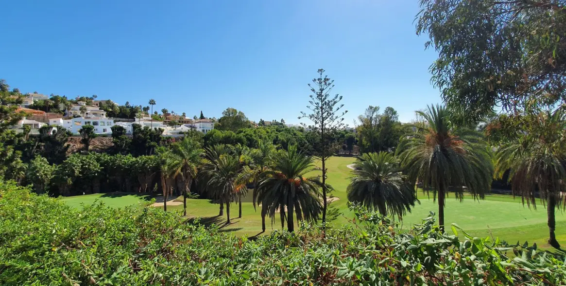 Sale of penthouse in Benalmadena Costa 41