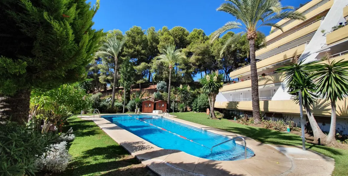 Sale of penthouse in Benalmadena Costa 43