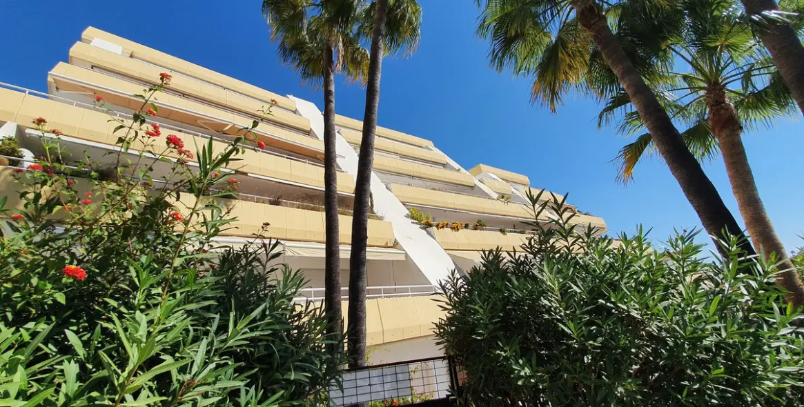 Sale of penthouse in Benalmadena Costa 44