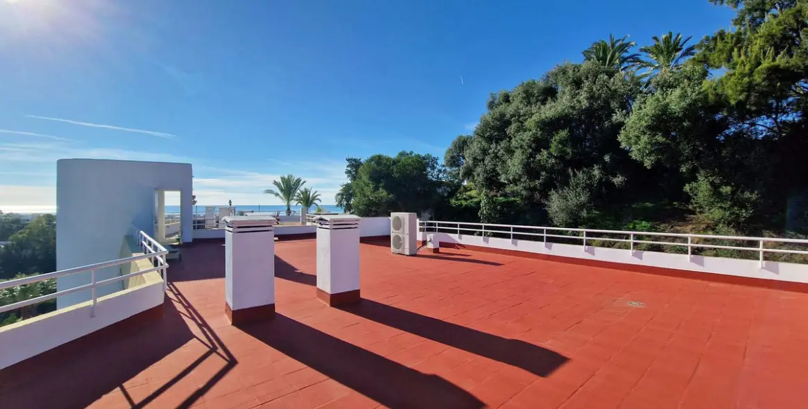 Sale of penthouse in Benalmadena Costa 54