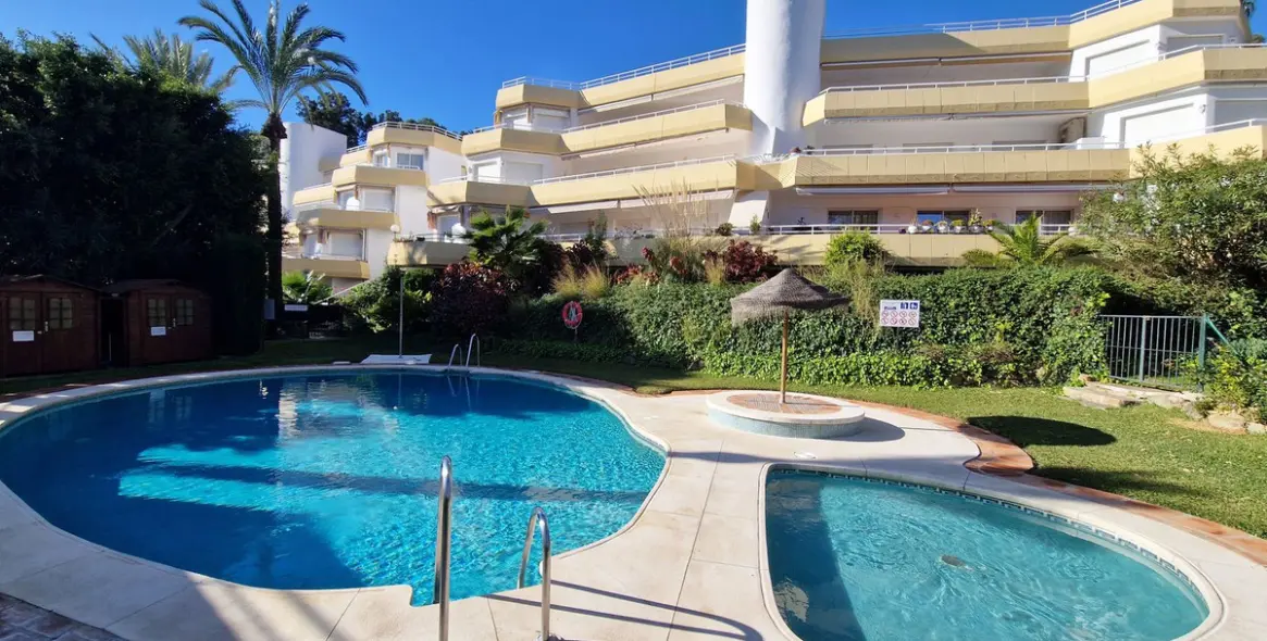 Sale of penthouse in Benalmadena Costa 57