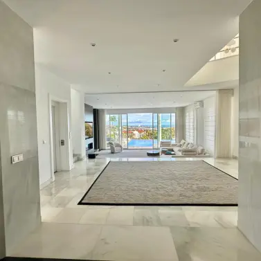 Продажа  отдельно стоящей виллы в Benahavís