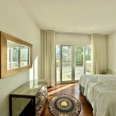 Продажа  отдельно стоящей виллы в Benahavís