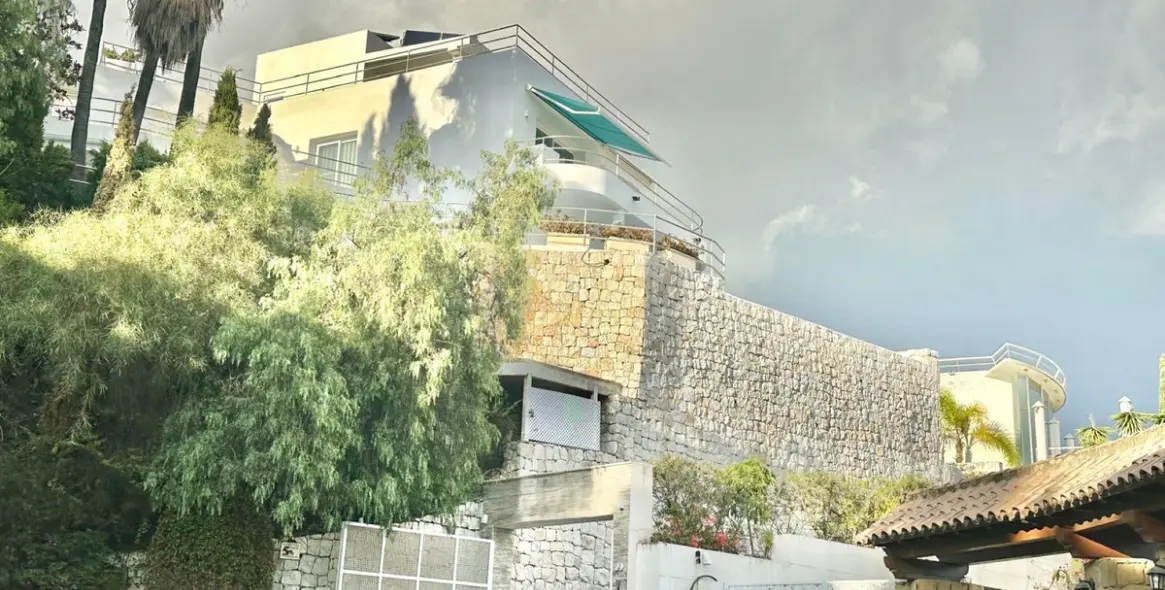 Продажа  отдельно стоящей виллы в Benahavís 38