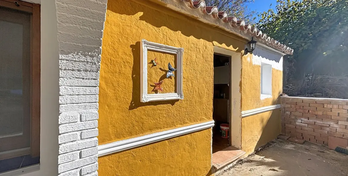 Sale of detached villa in Periana 5