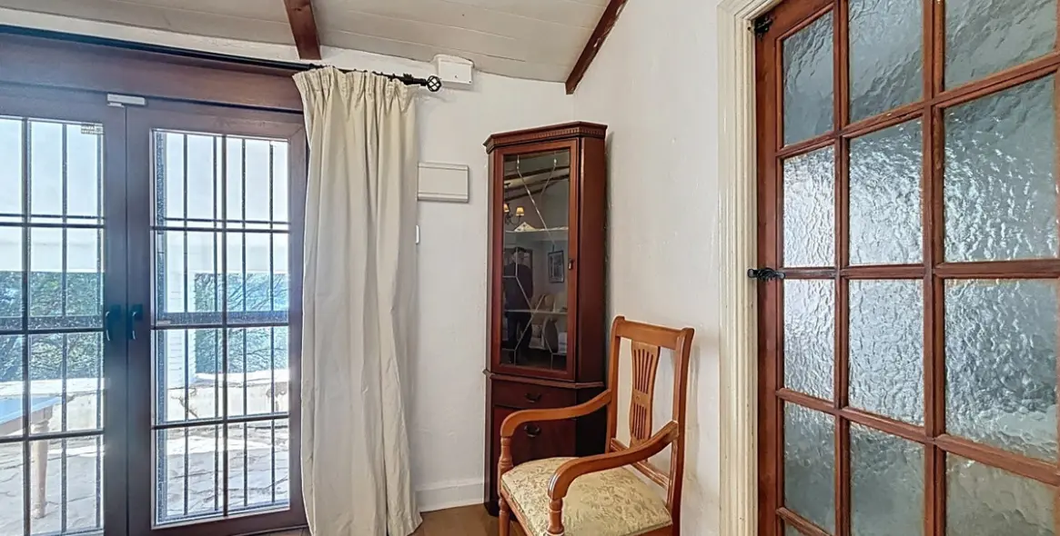 Sale of detached villa in Periana 14